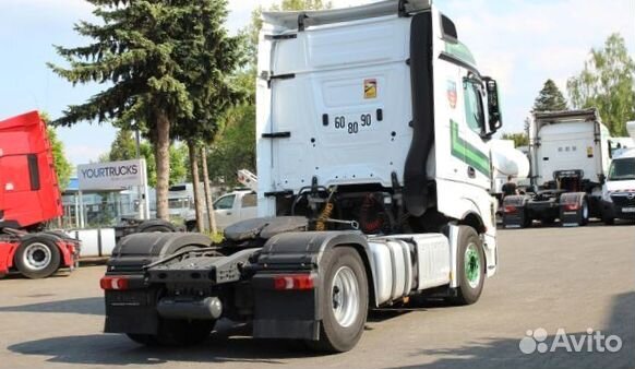 Pазбираем грузовик Mercedes-Benz Actros mpiv с 201