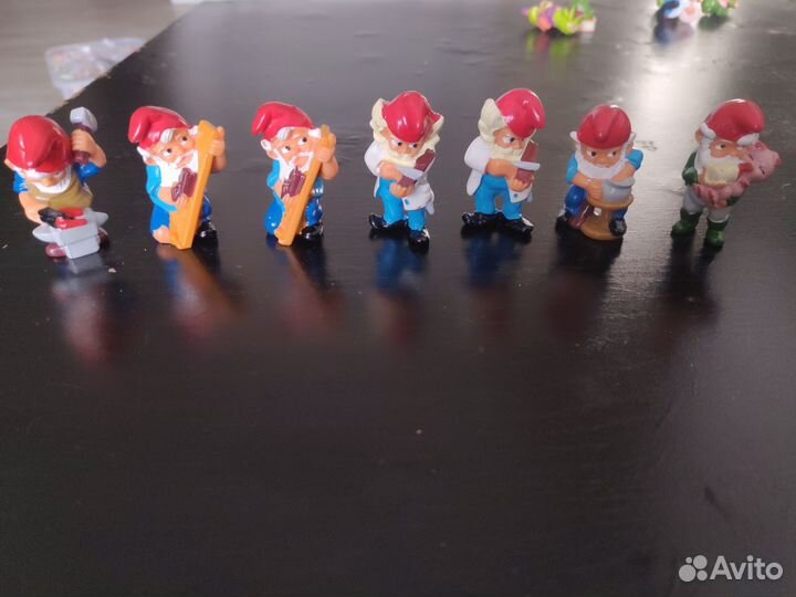 Игрушки из киндера