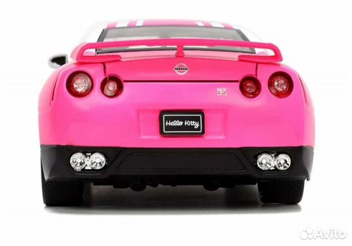 Nissan Skyline GT-R 35 Hello kitty 1:24. В наличии