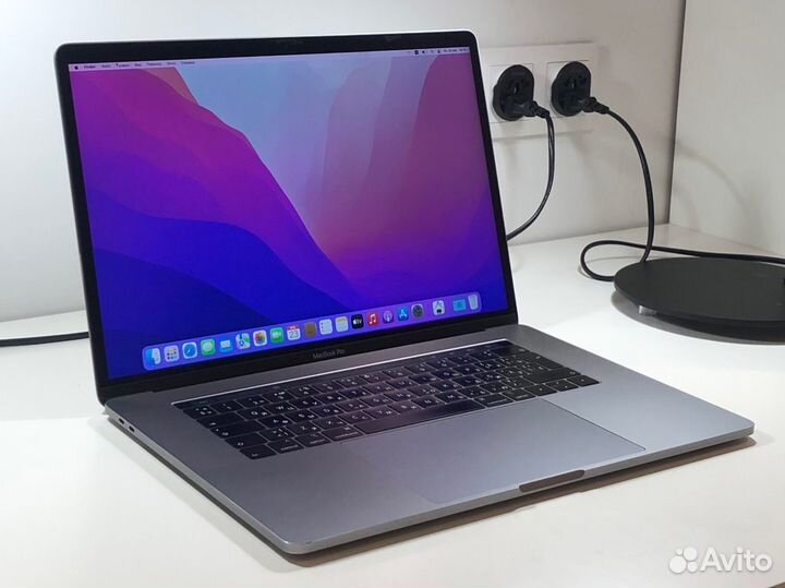 Apple MacBook Pro 15 2019 i7/16Gb/512SSD/2.6GHz