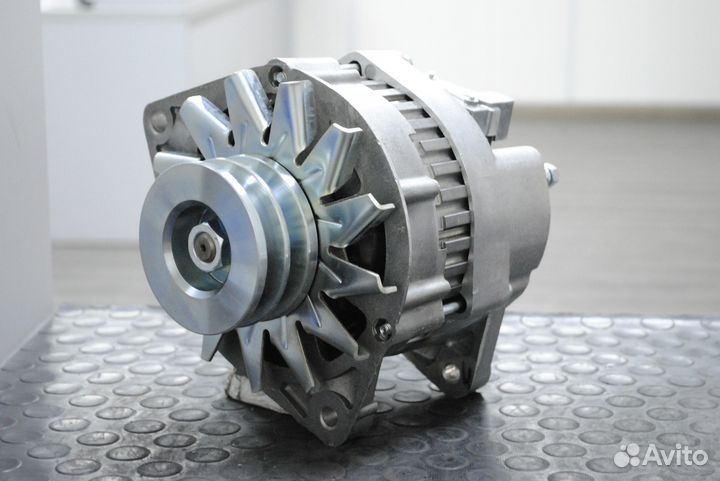 Генератор Маз, Урал, Паз, Лаз Ямз-7511, 236 новый