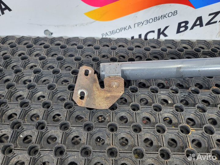 Кронштейн крыла левого Mercedes-Benz Actros