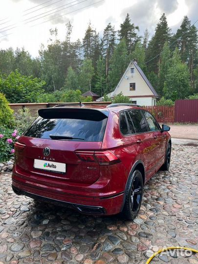 Volkswagen Tiguan 2.0 AMT, 2021, 29 100 км