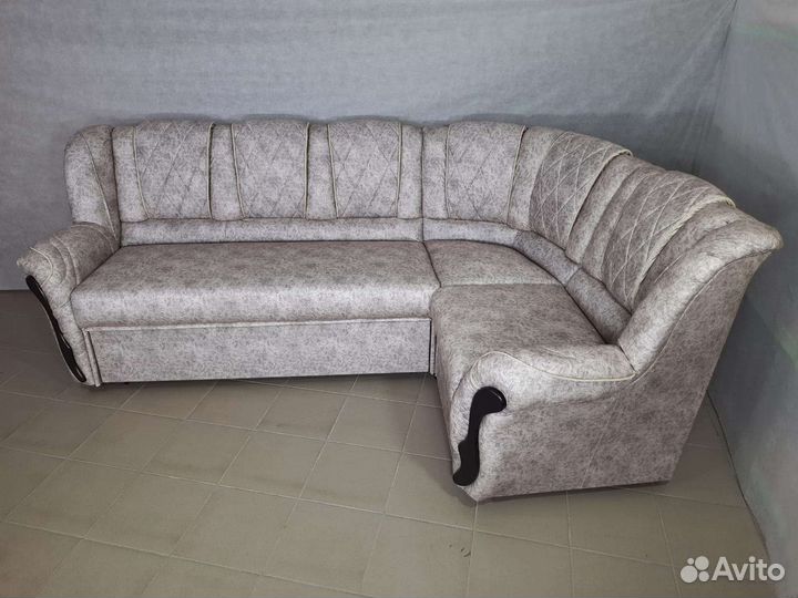 Угловой диван