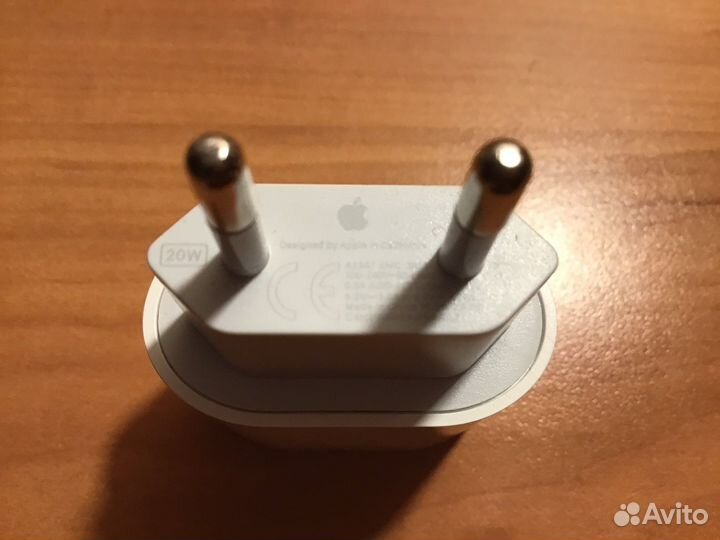 Сетевое зарядное устройство aplle 20W