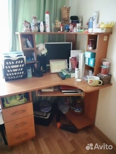 Компьютерный стол