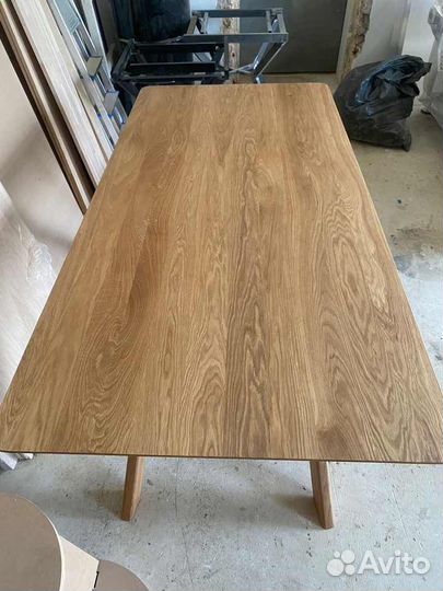Стол обеденный (массив дуба)