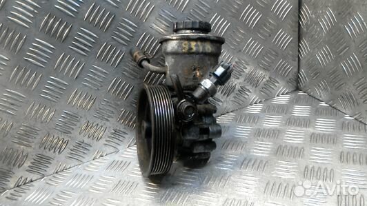 Насос гу дизельный toyota avensis T25 (93Y08BT01)