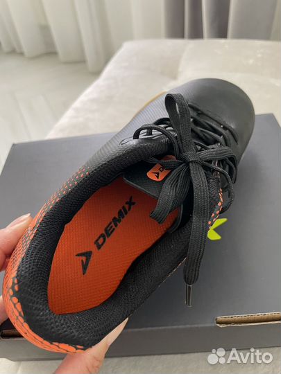 Футзалки детские 34 размер