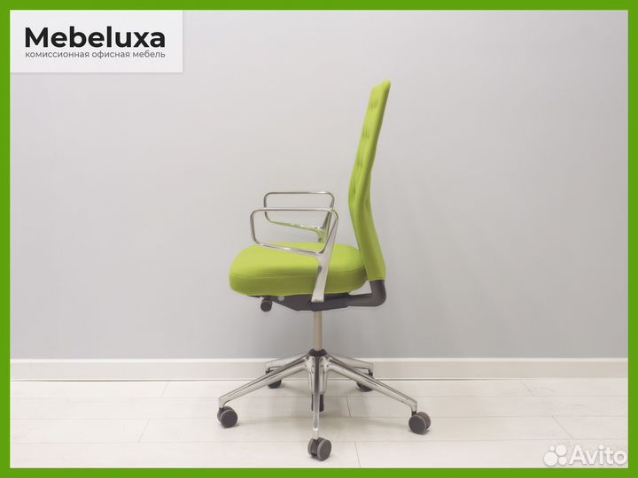 Кресло компьютерное Vitra зелёное