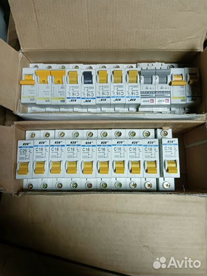 Авт.выкл. на 16А, 25А и ва52-37-250А