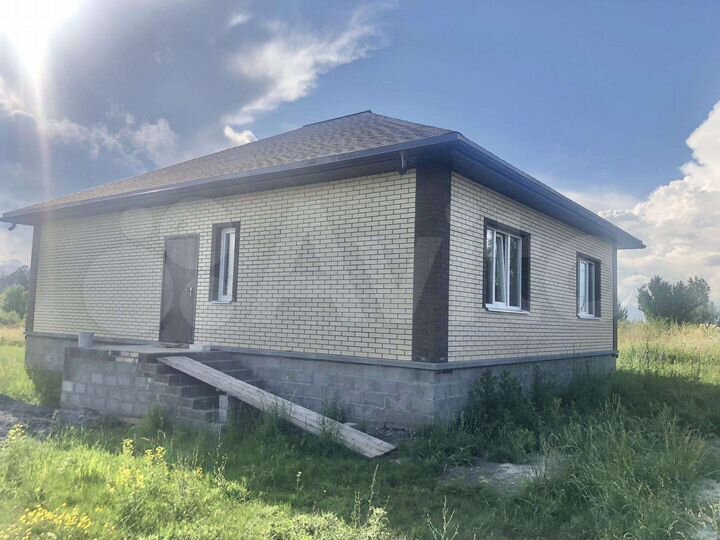 Дом 100 м² на участке 8,2 сот.