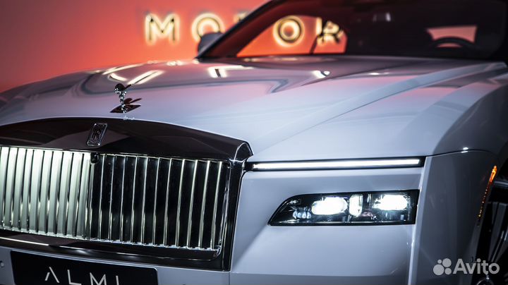 Rolls-Royce Spectre 585 л.с. AT, 2024, 481 км