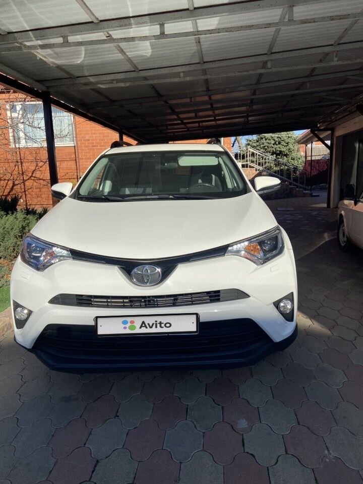 Toyota RAV4: фото владельца