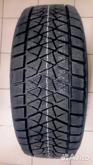 Bridgestone Blizzak DM-V2 265/50 R20 107T