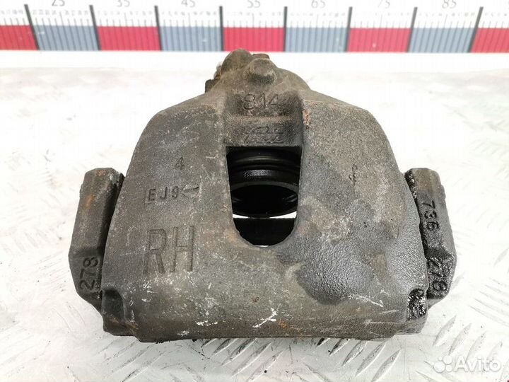 Суппорт передний правый Ford C-Max 2004 1682875