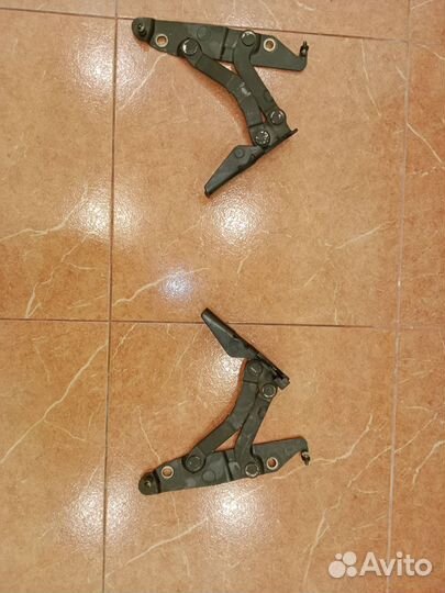 Петли багажника Ниссан primera