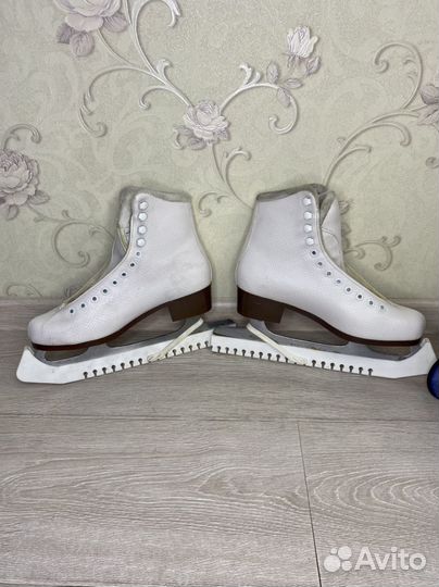 Коньки женские ISG Vizage