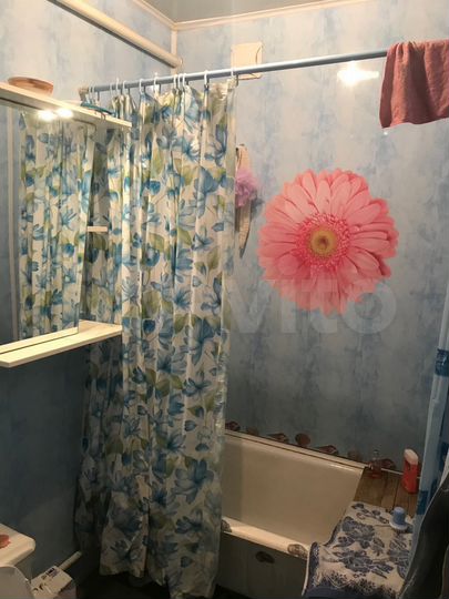 Доля в 1-к. квартире, 32 м², 2/5 эт.