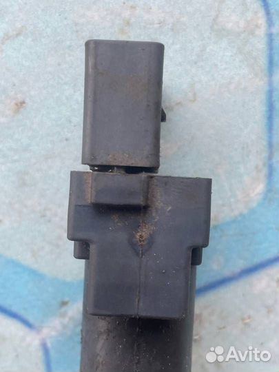 Катушка зажигания 022905715b