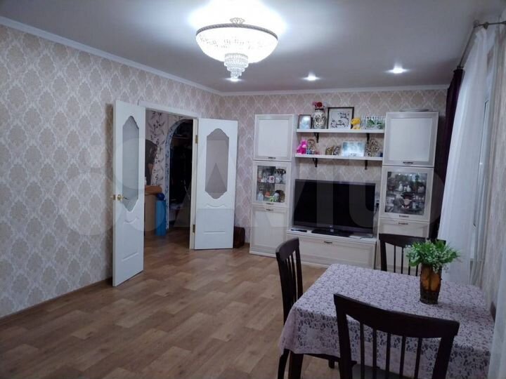 3-к. квартира, 71,3 м², 2/5 эт.