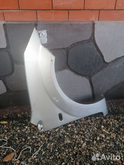 Крыло правое форд фиеста мк5