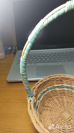 Корзинка плетенная