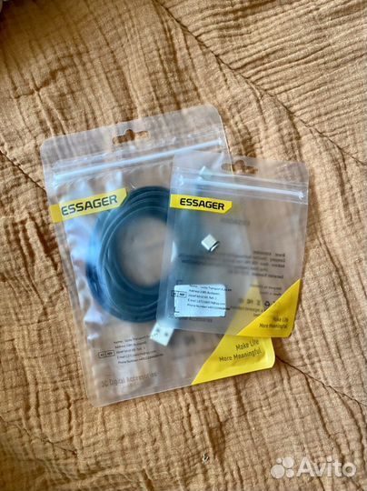 Зарядное устройство с магнитным коннектором