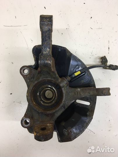 Кулак поворотный передний правый Kia Rio X-Line 2017