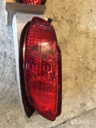 Задние противотуманные фонари Lexus Rx300/350