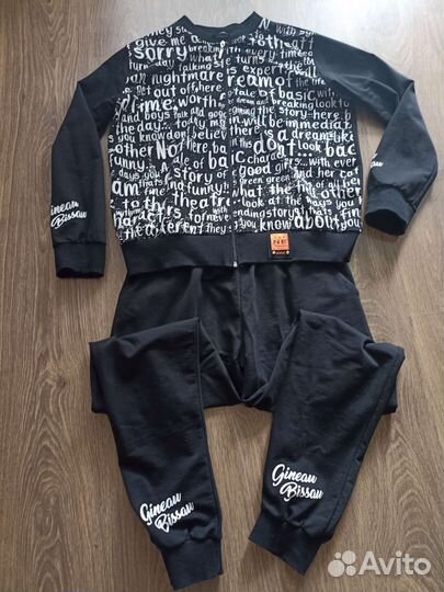 Спортивный костюм