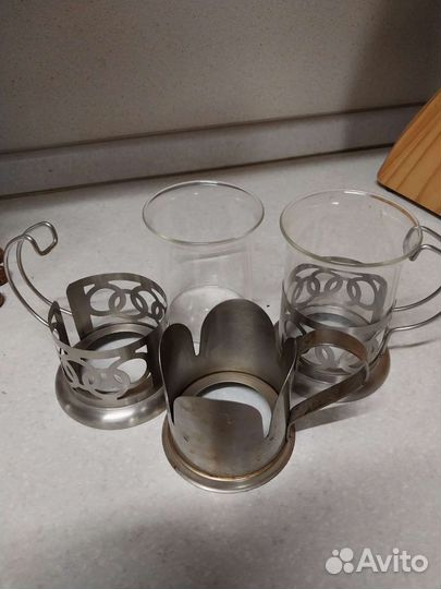 Стакан с подстаканниками