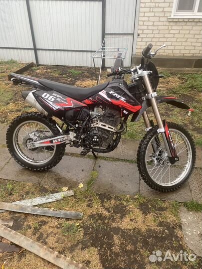 Полноценный эндуро кроссовый мотоцикл XGZ300GY