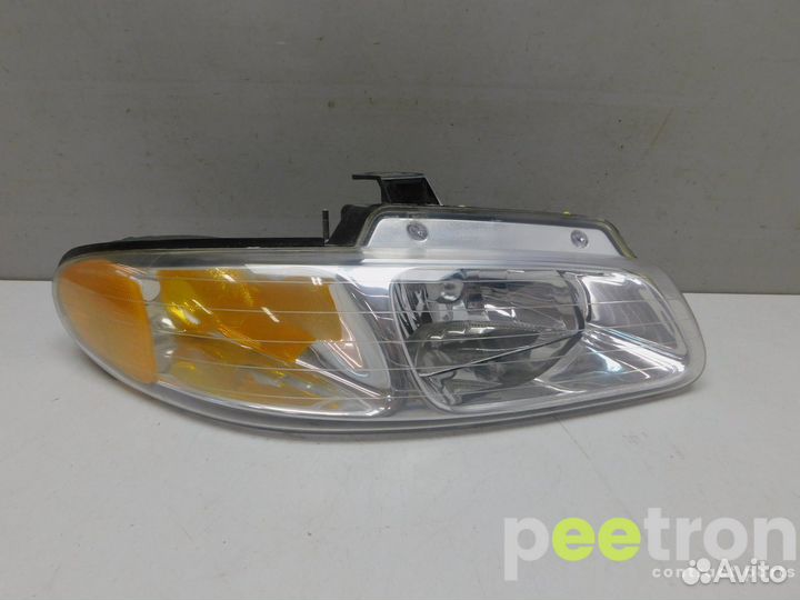 Б/У Фара правая б/у 4576238 chrysler