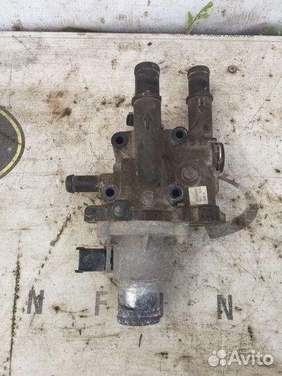 Помпа Opel Astra J A16XER 2014