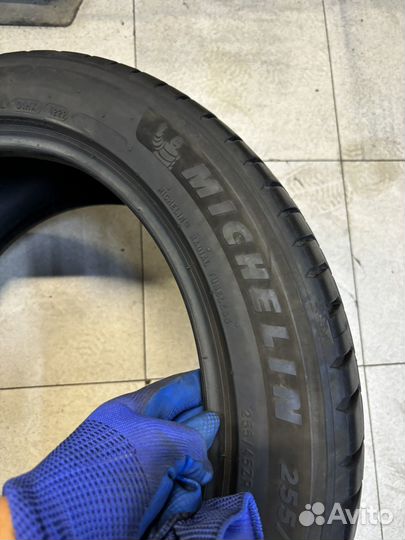 Michelin Pilot Sport 5 255/45 R19