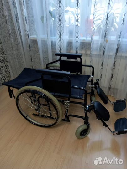 Коляска инвалидная новая