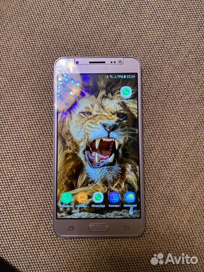 Телефон Samsung