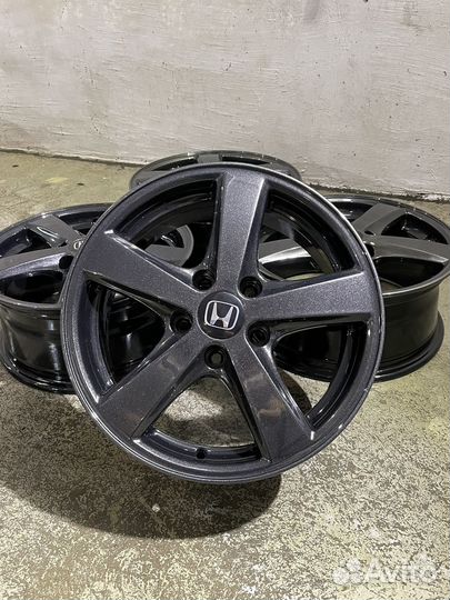 Диски литые Honda r16 оригинал