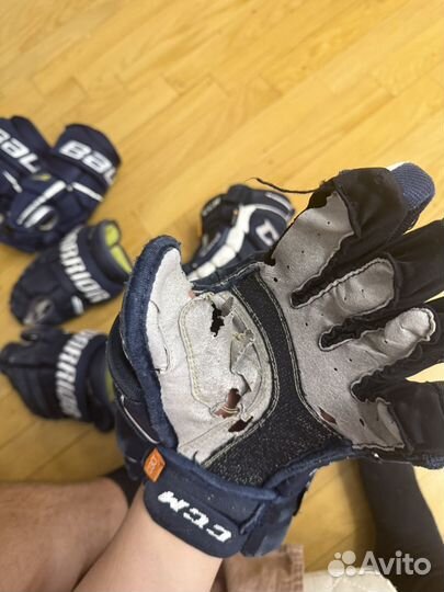 Краги хоккейные