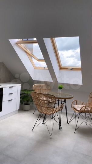 2-к. квартира, 56 м², 4/4 эт.