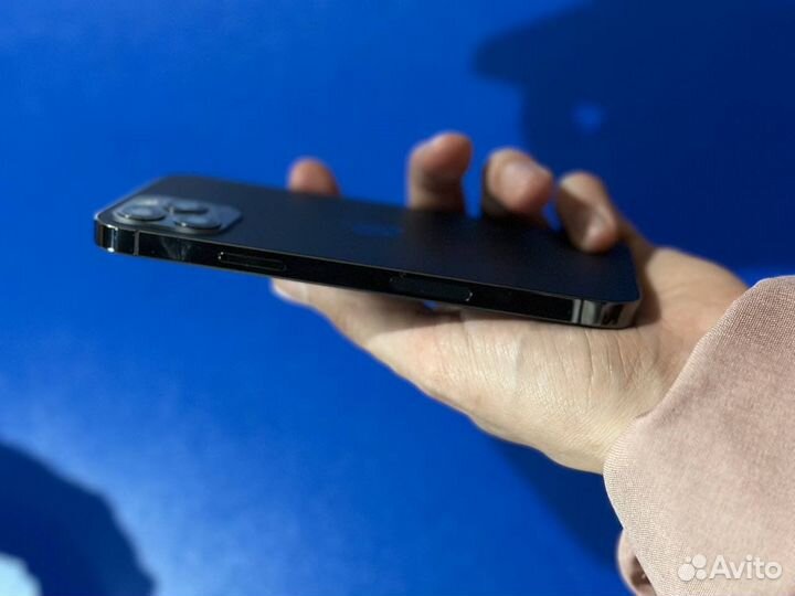 Продается Айфон