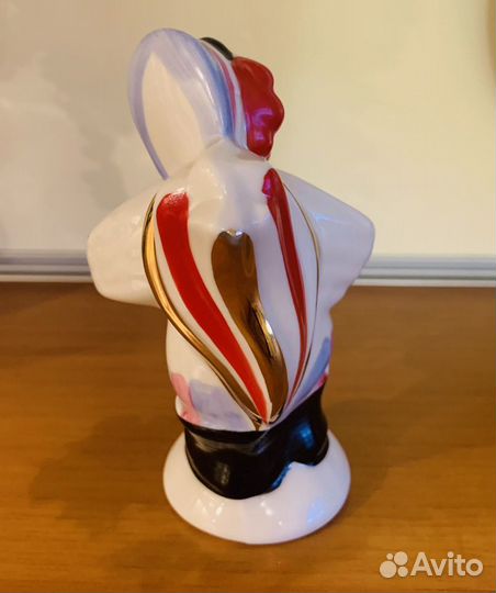 Фарфоровые статуэтки Россия