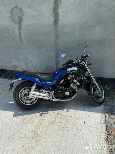 Yamaha FZX750