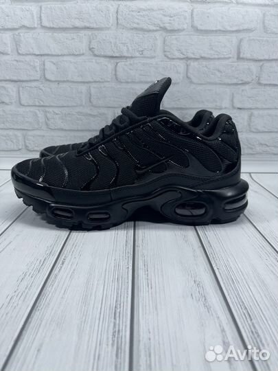 Кроссовки nike air max tn plus 3