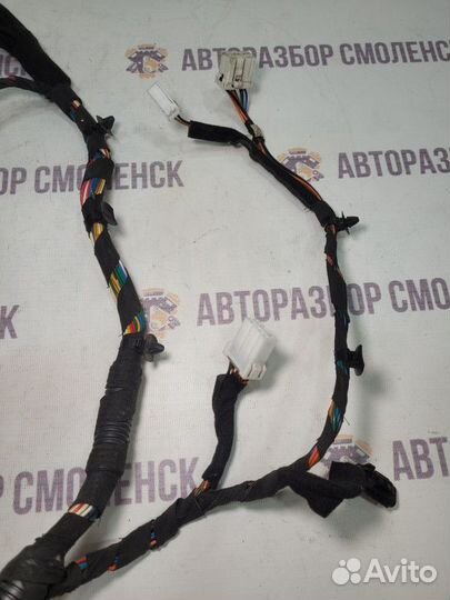 Проводка передней правой двери Kia Sorento