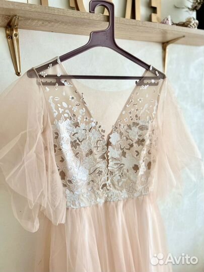 Вечернее платье