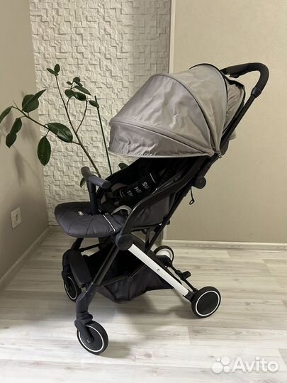 Прогулочная коляска happy baby umma