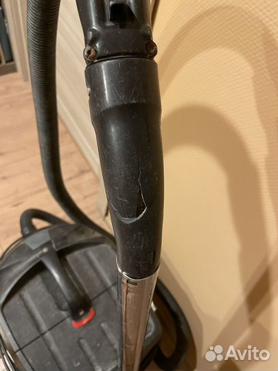 Профессиональный пылесос Керхер