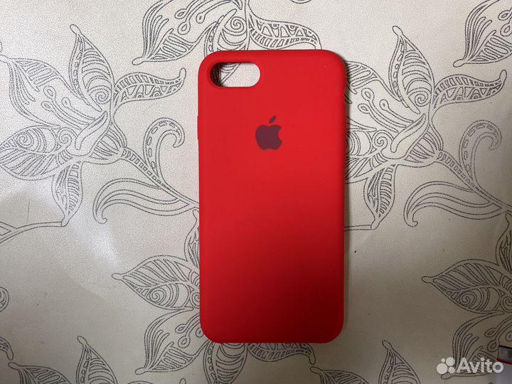 Чехол на iPhone 8
